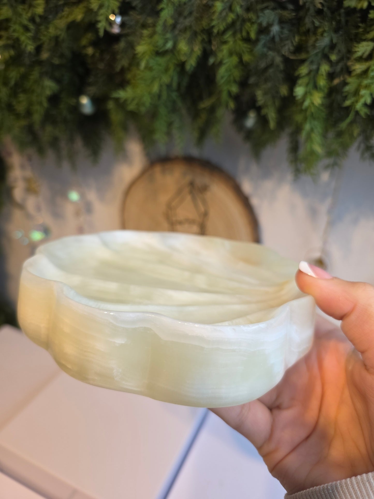 Afghan Onyx Shell Bowl - MAS3504
