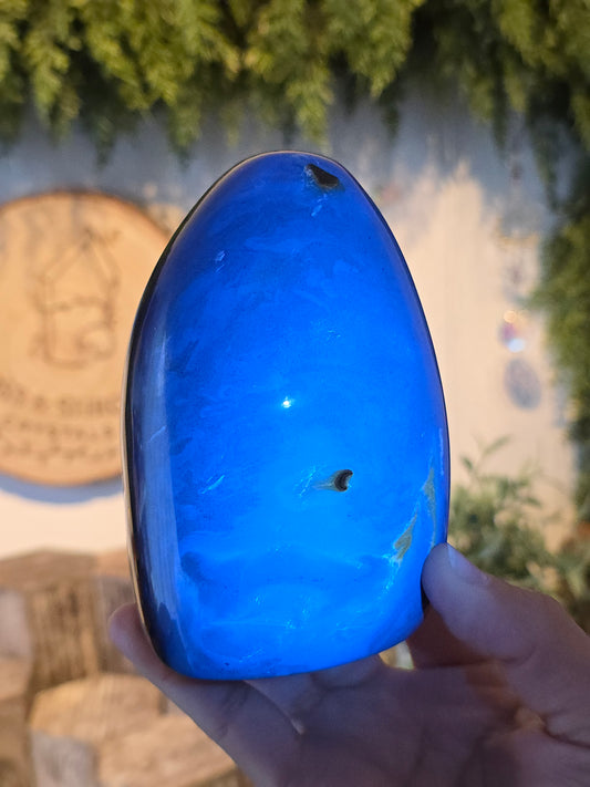 UV Reactive Blue Amber Freeform from Indonesia C