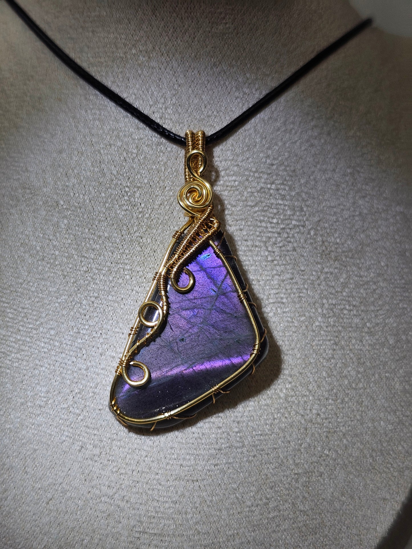 Labradorite pendant wrapped in gold plated wire - MAS0761