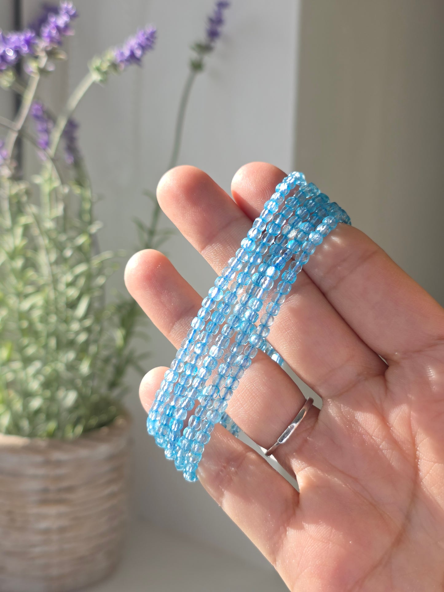 Blue Topaz - Cubic Facetted Bracelet 3mm