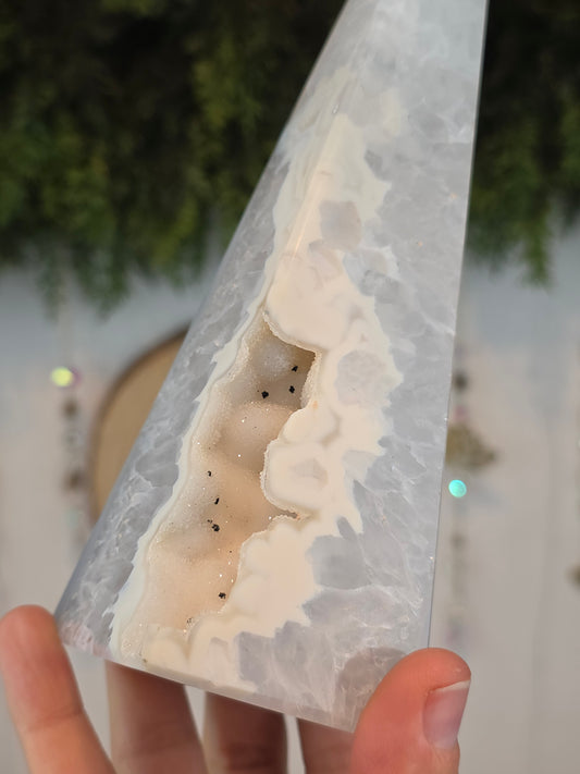 Brazilian Druzy Agate Obelisk C