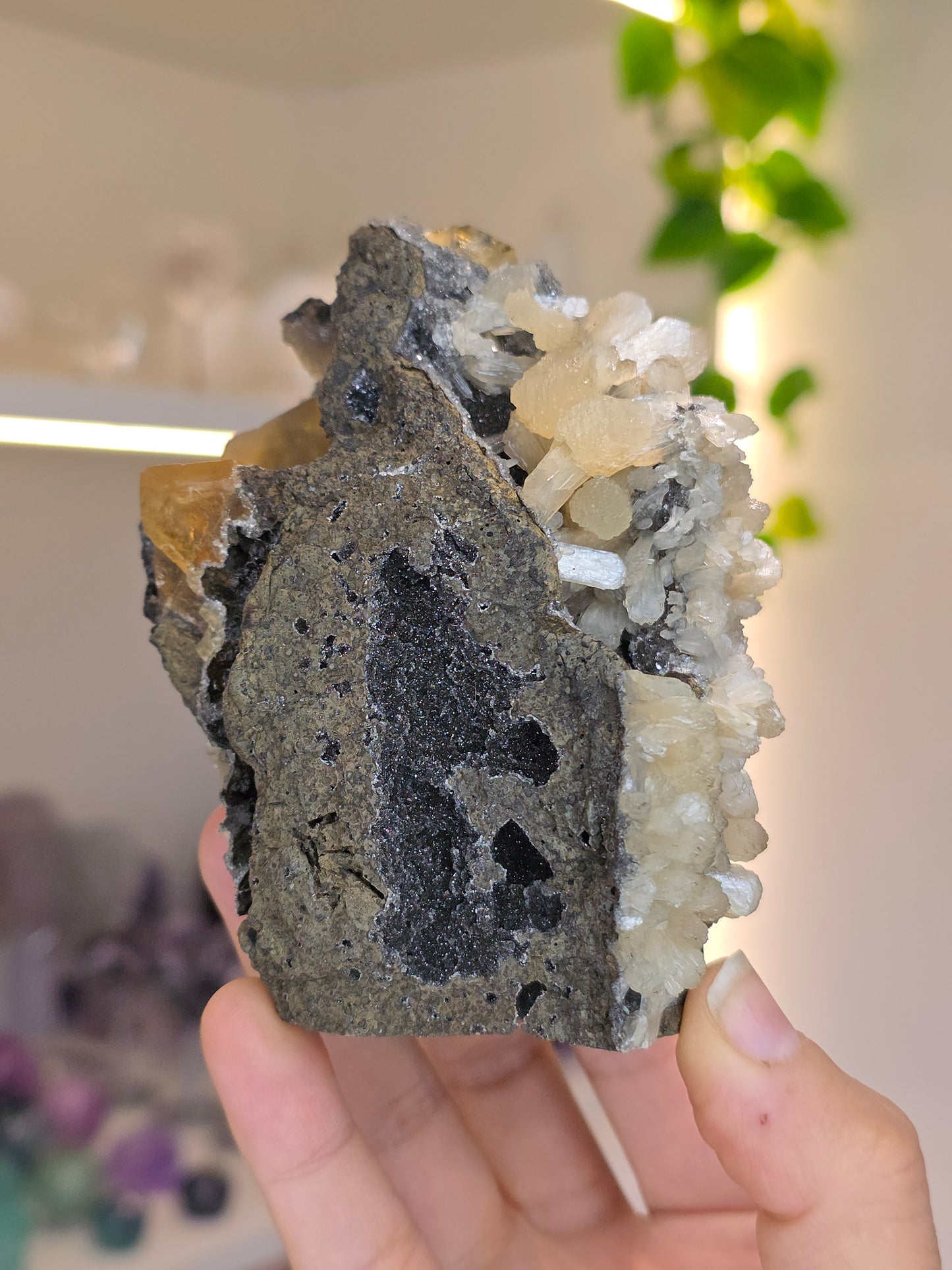 Honey Calcite on Black Chalcedony with Stilbite P from Madhya Pradesh India