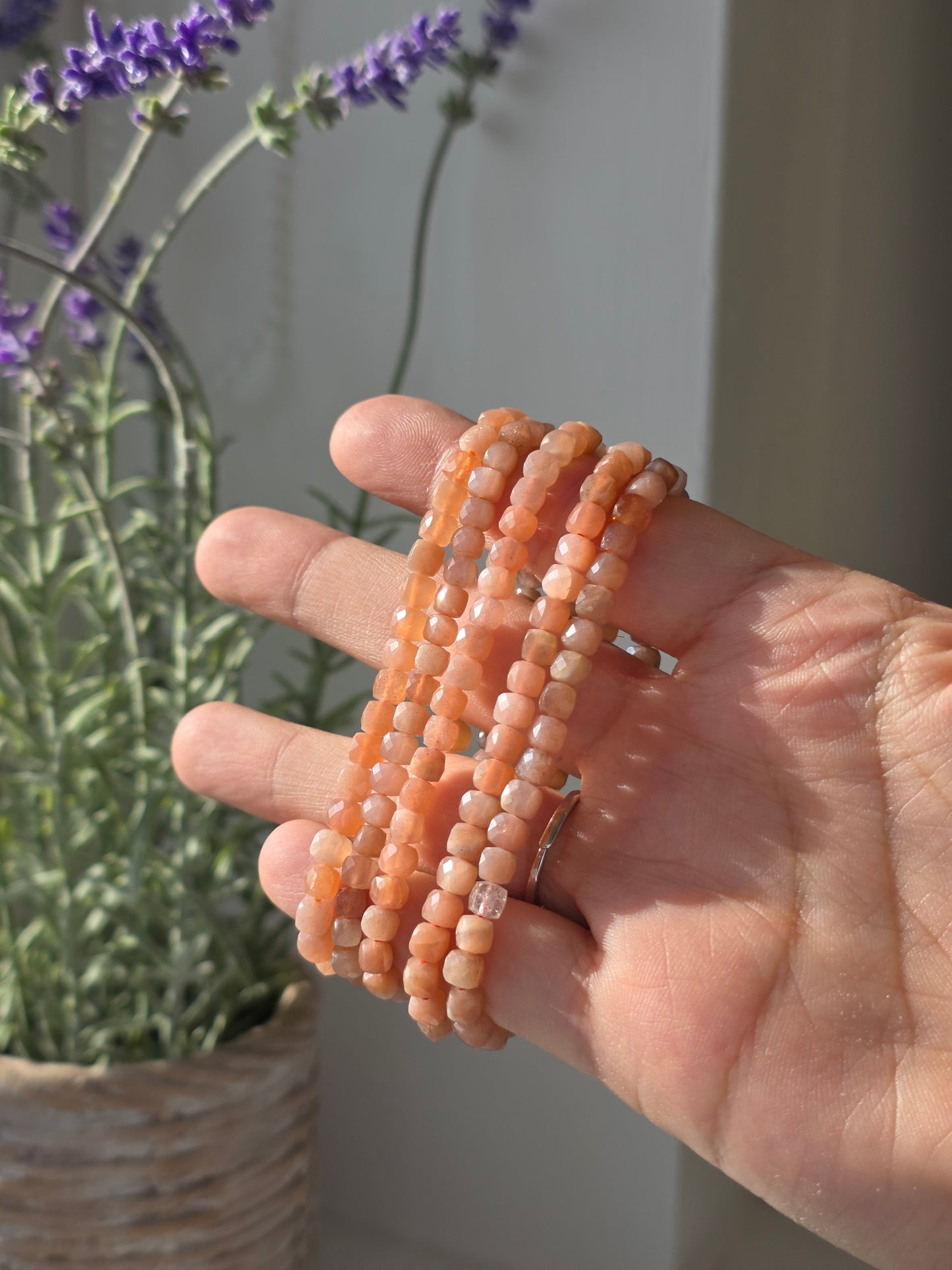 Peach Moonstone - Cubic Facetted Bracelet 4.5mm
