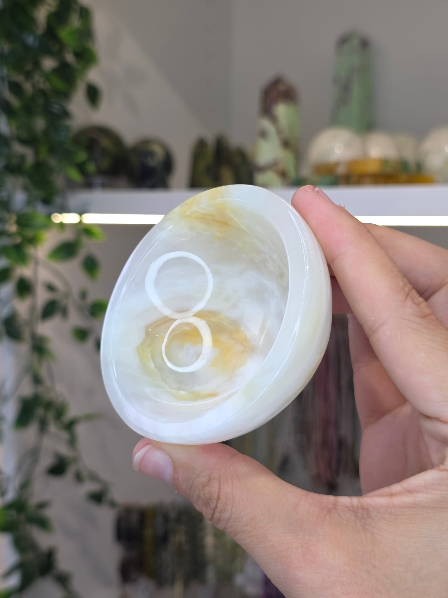 Small Round Mexican Onyx Bowl - Honey Calcite - E