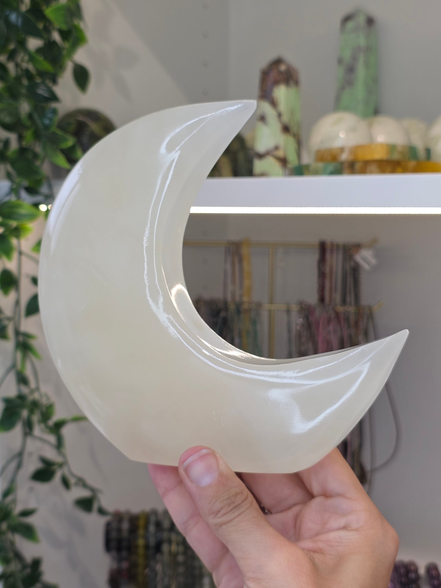 Mexican Onyx Freestanding Moon - White Calcite - D