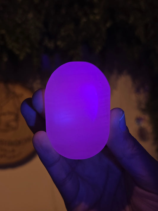 UV Reactive Mongano Calcite Palm