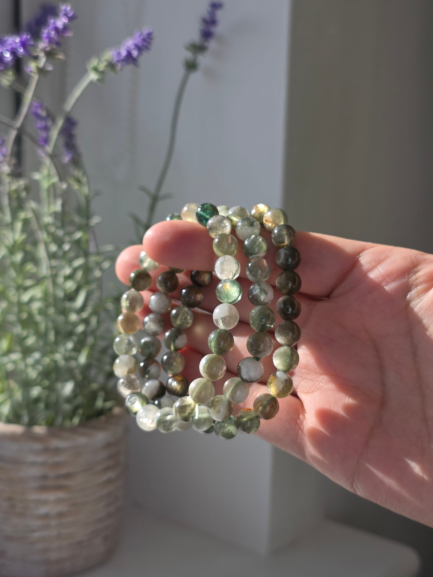 Green Mica - Round Bead Bracelet 8mm