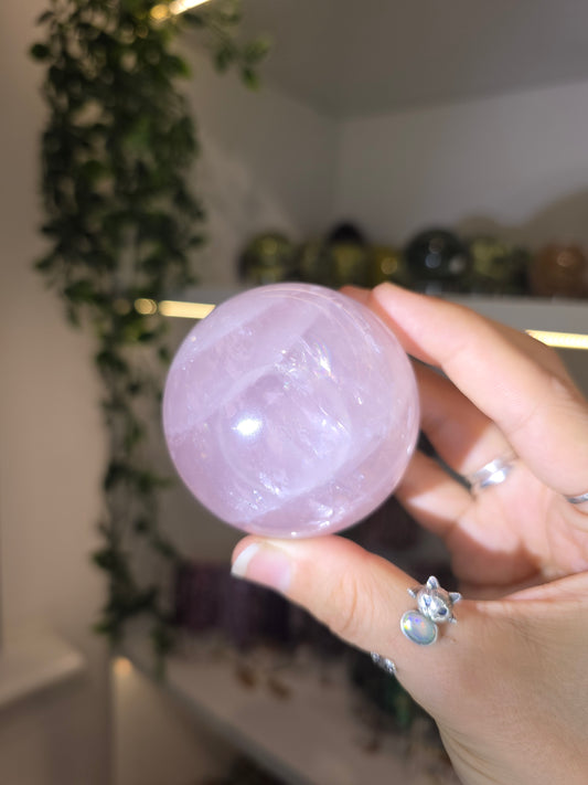 Star Line Rose Quartz Sphere F