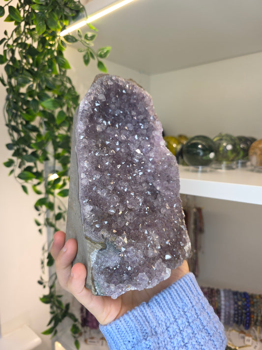 Brazilian Amethyst Cut Base