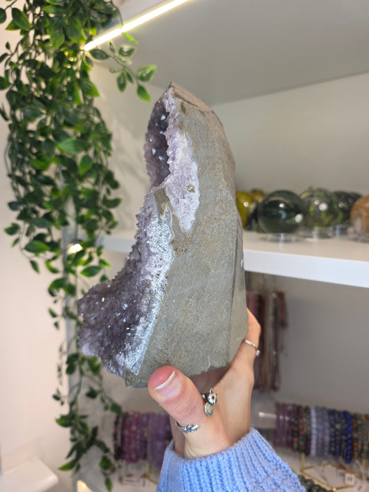 Brazilian Amethyst Cut Base