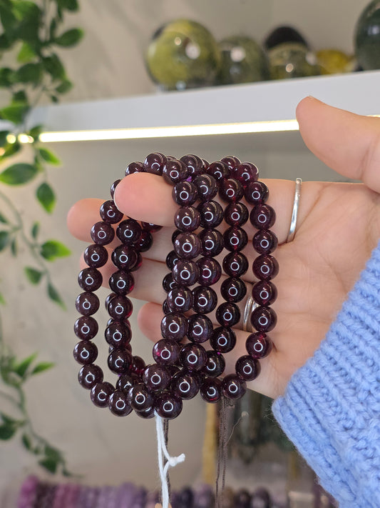 Star Line Garnet Bracelet 8mm