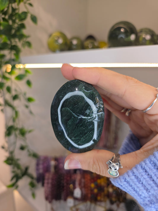 Moss Agate Palm Stones