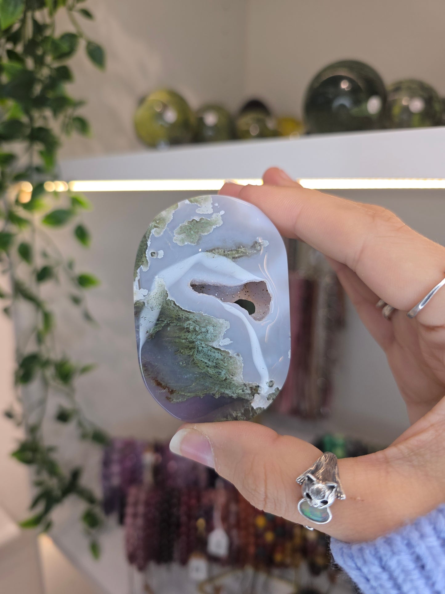 Moss Agate Palm Stones