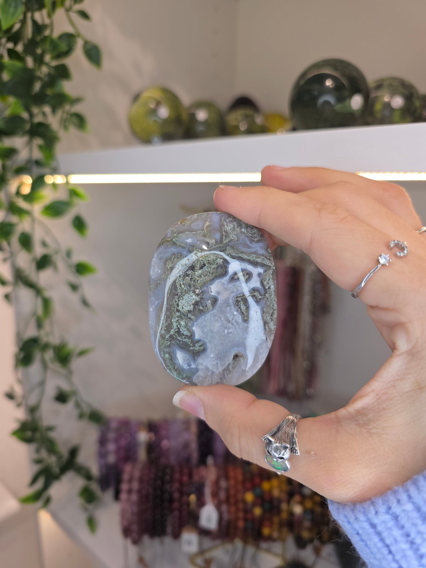 Moss Agate Palm Stones