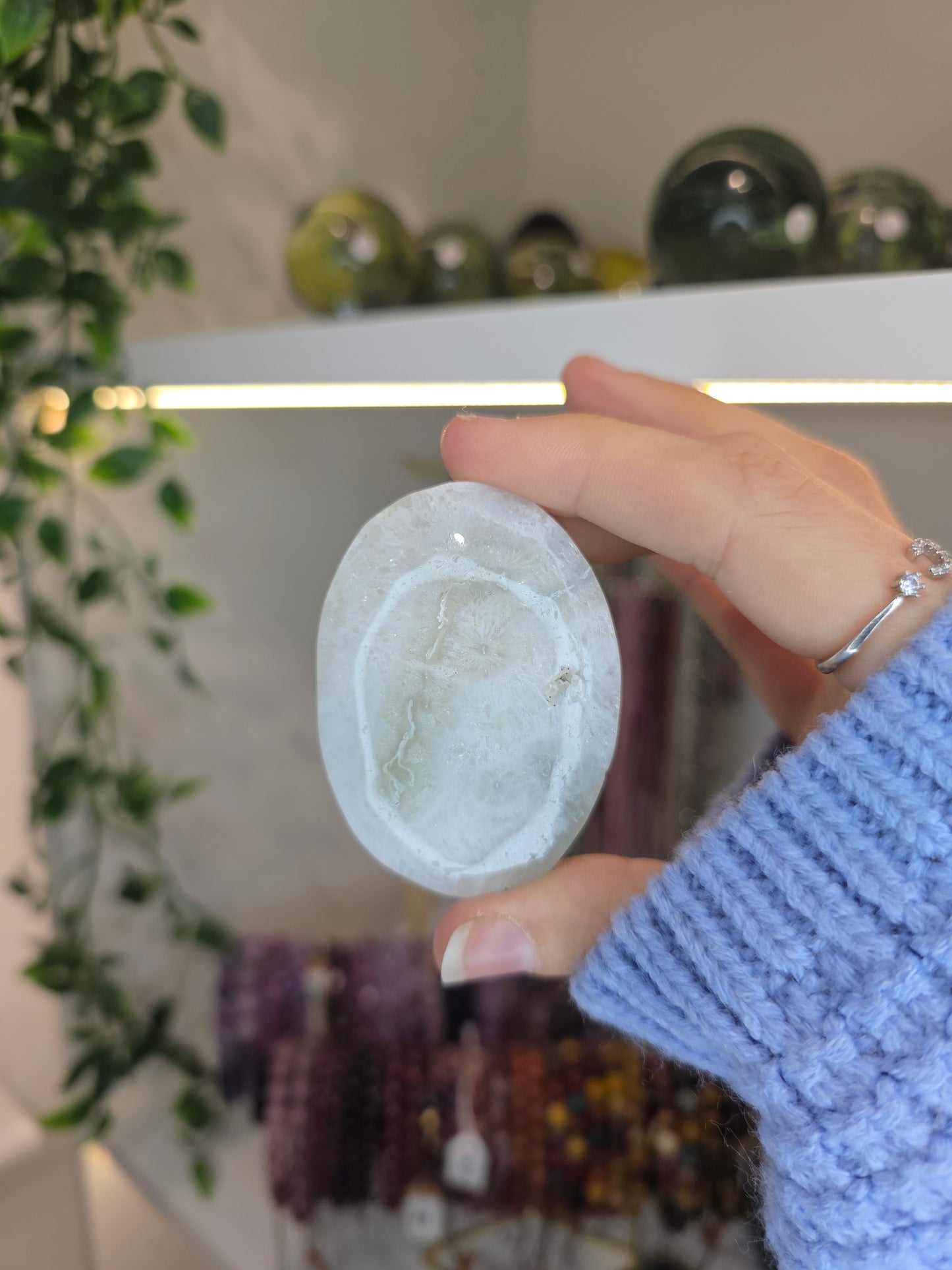 Moss Agate Palm Stones