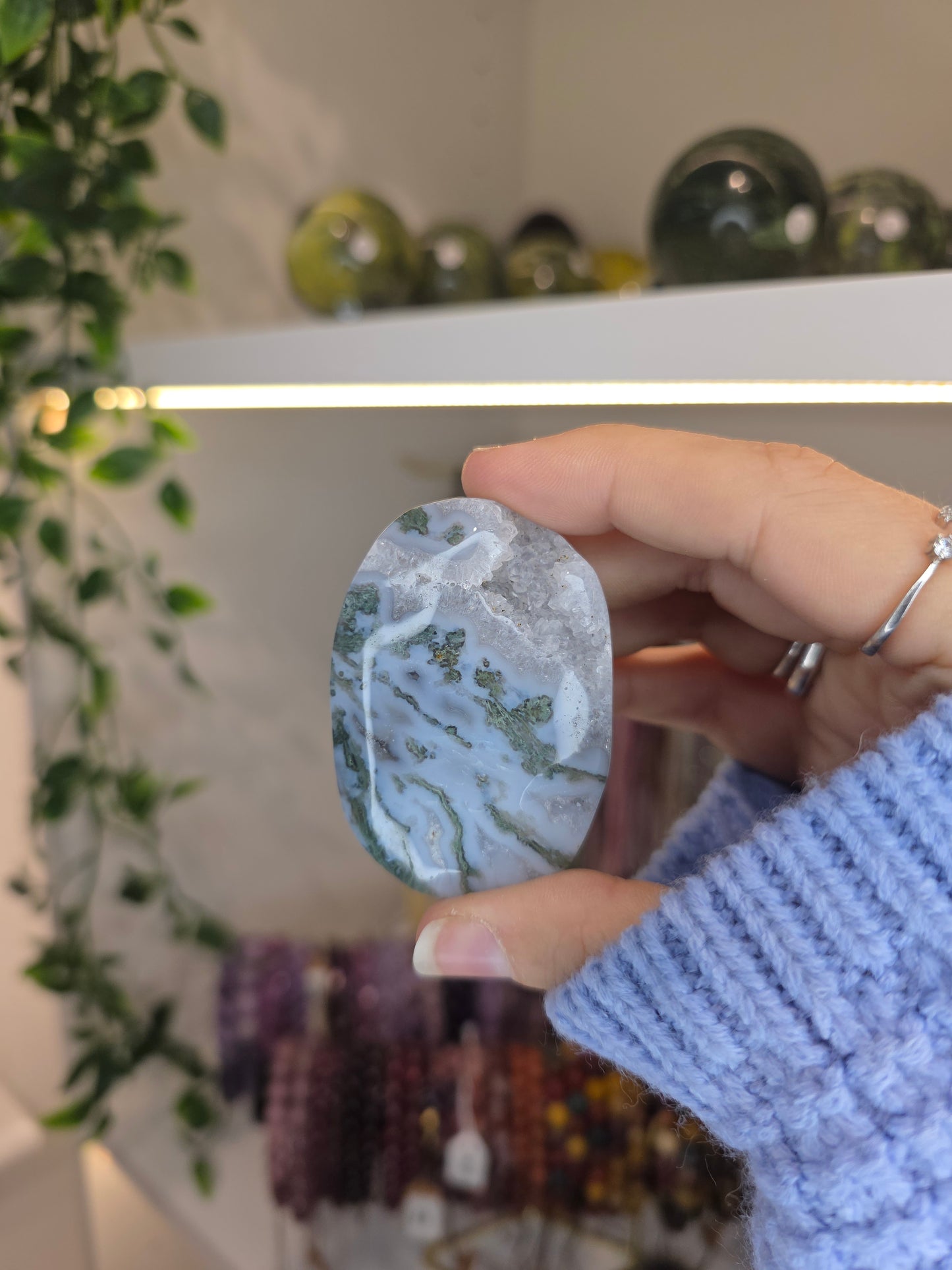 Moss Agate Palm Stones