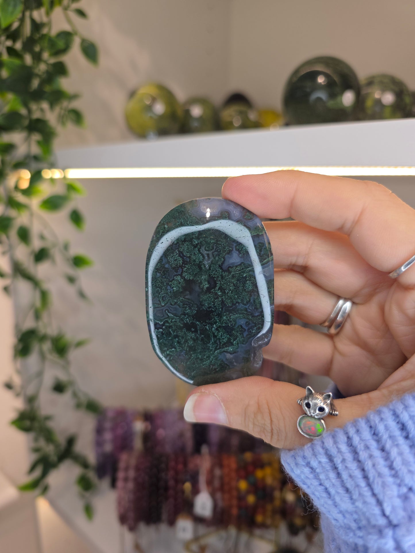 Moss Agate Palm Stones