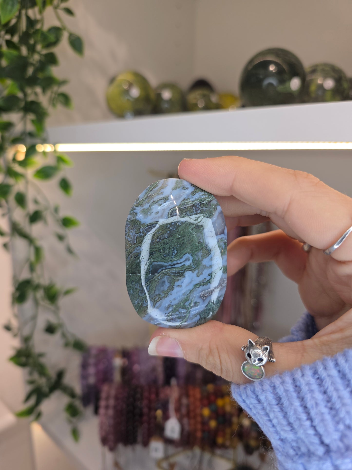Moss Agate Palm Stones