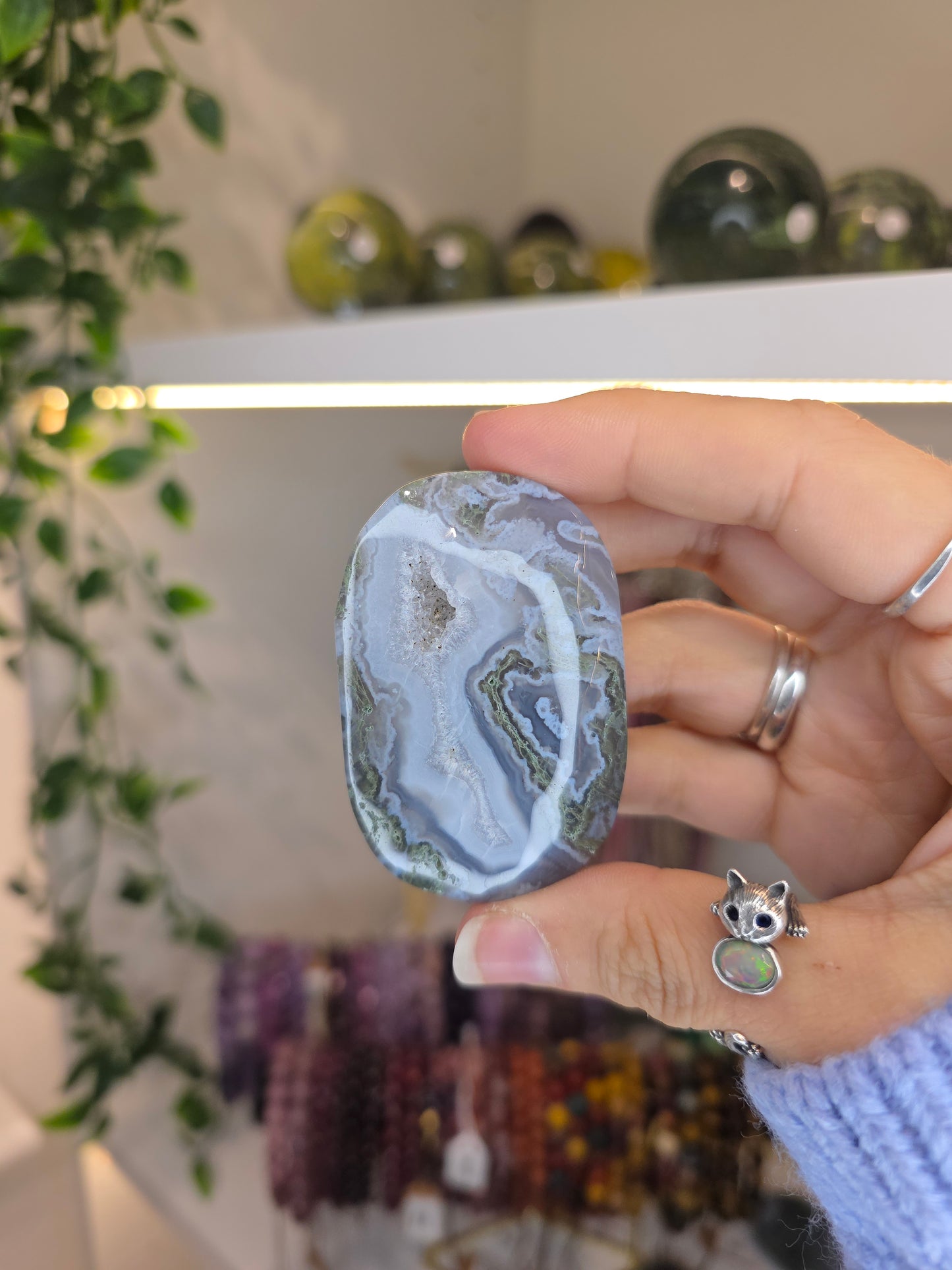 Moss Agate Palm Stones