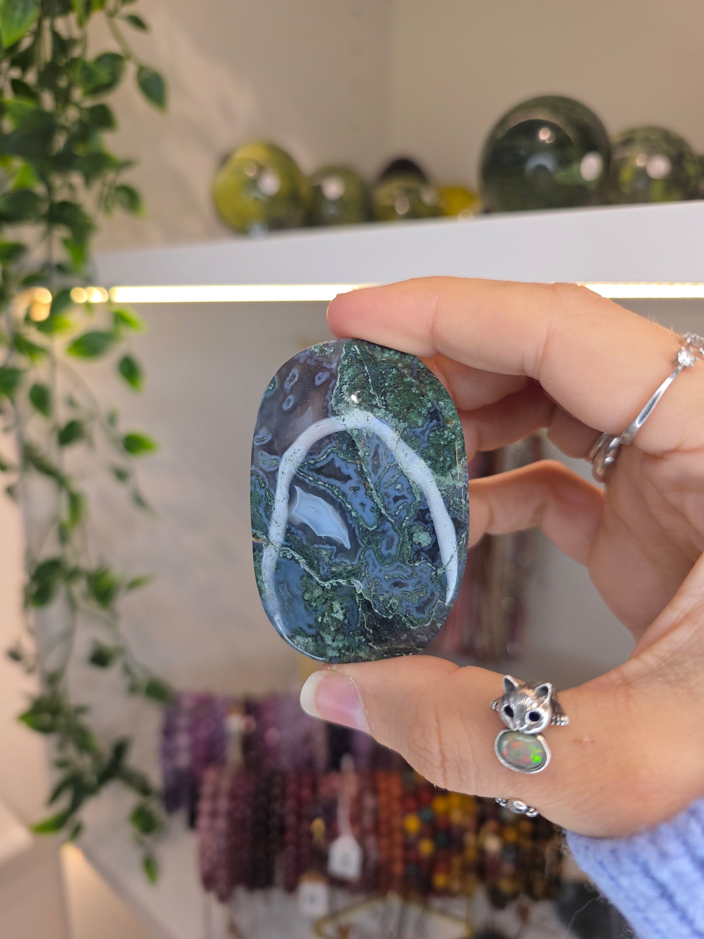 Moss Agate Palm Stones