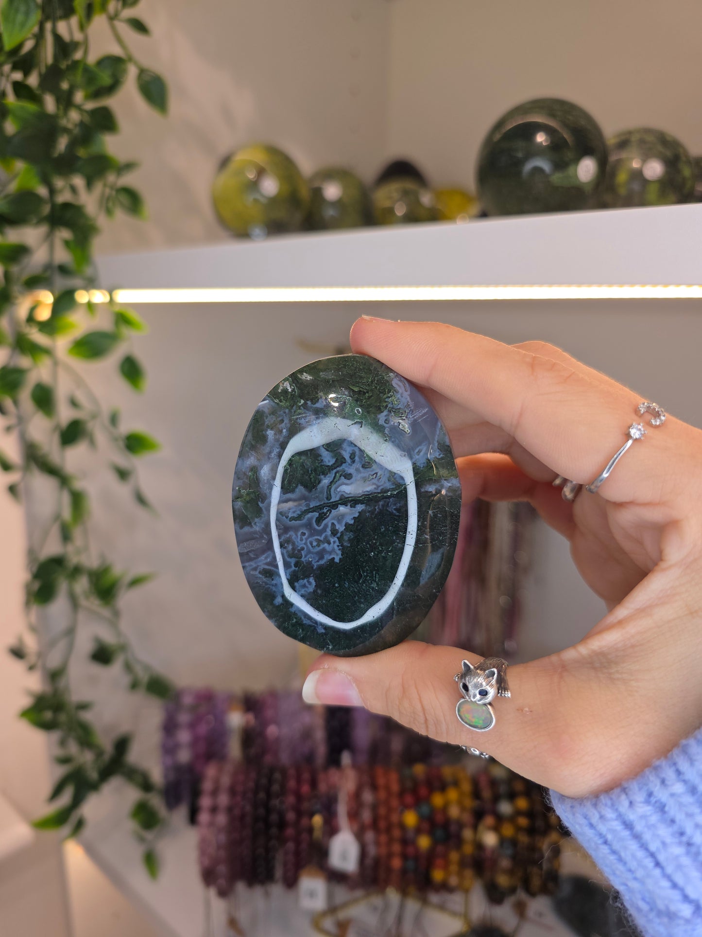 Moss Agate Palm Stones