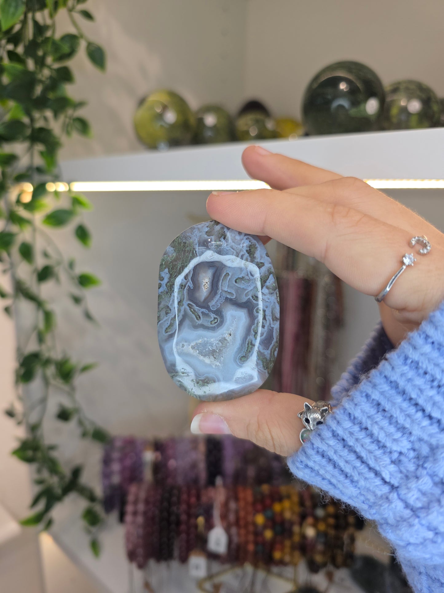 Moss Agate Palm Stones