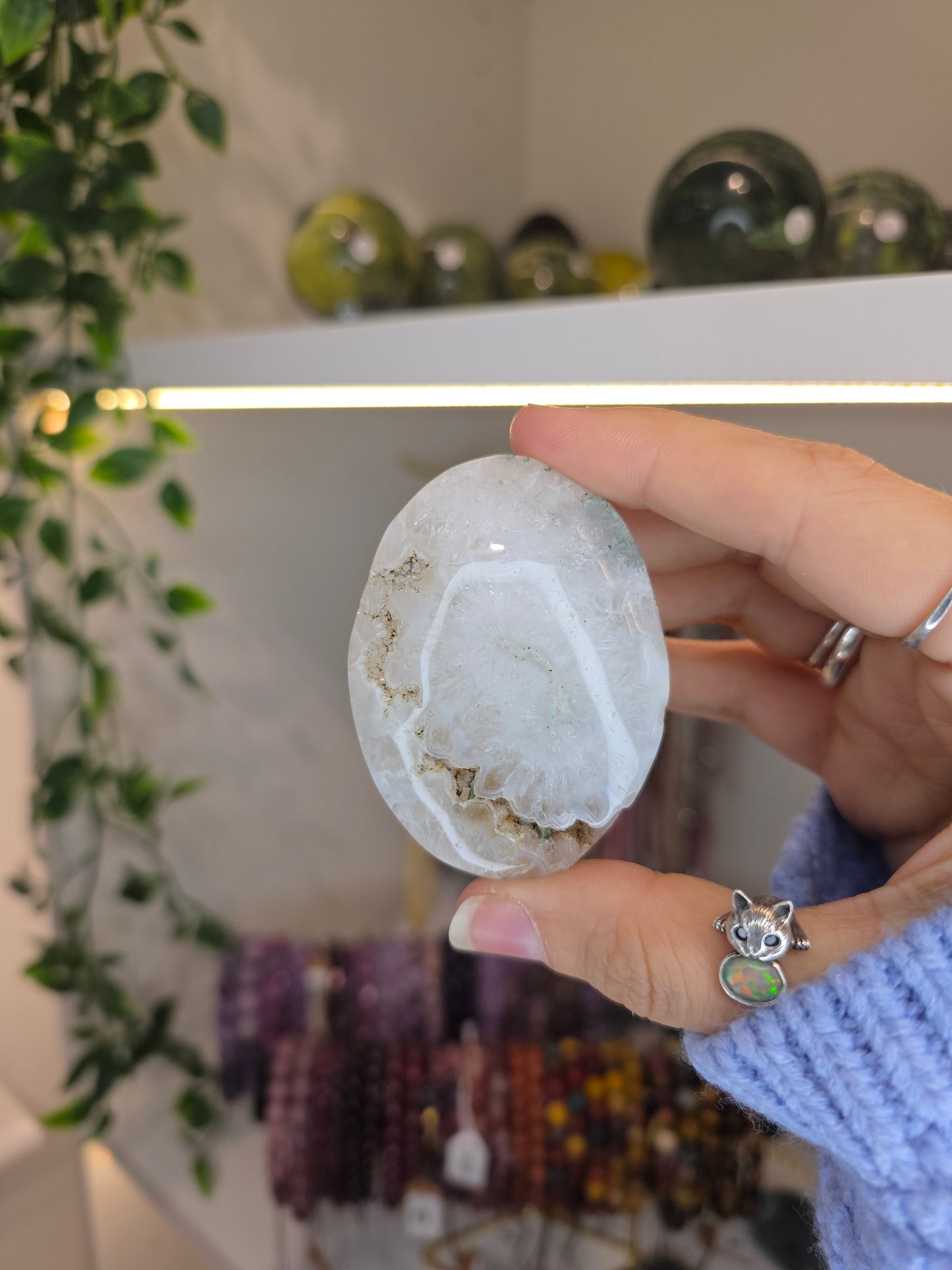 Moss Agate Palm Stones