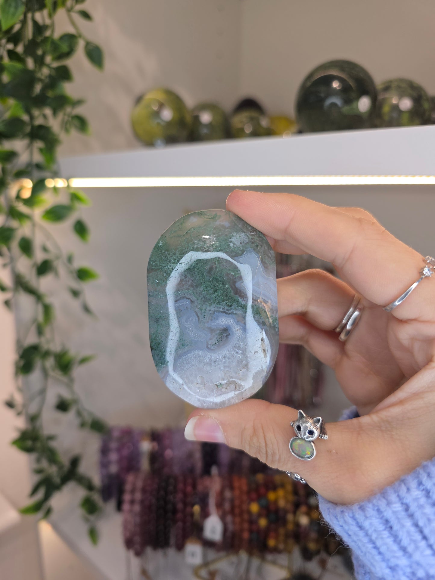 Moss Agate Palm Stones