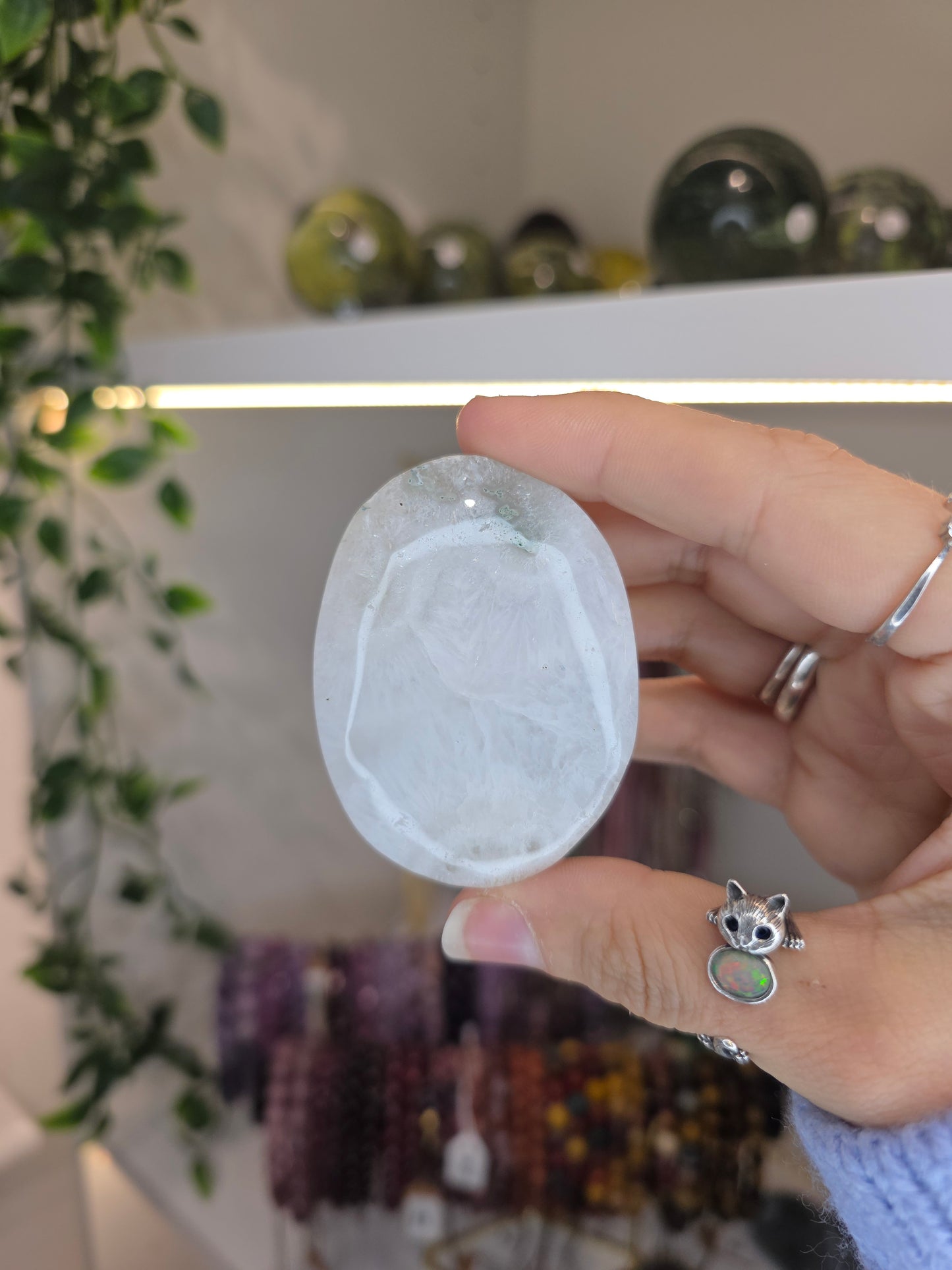 Moss Agate Palm Stones