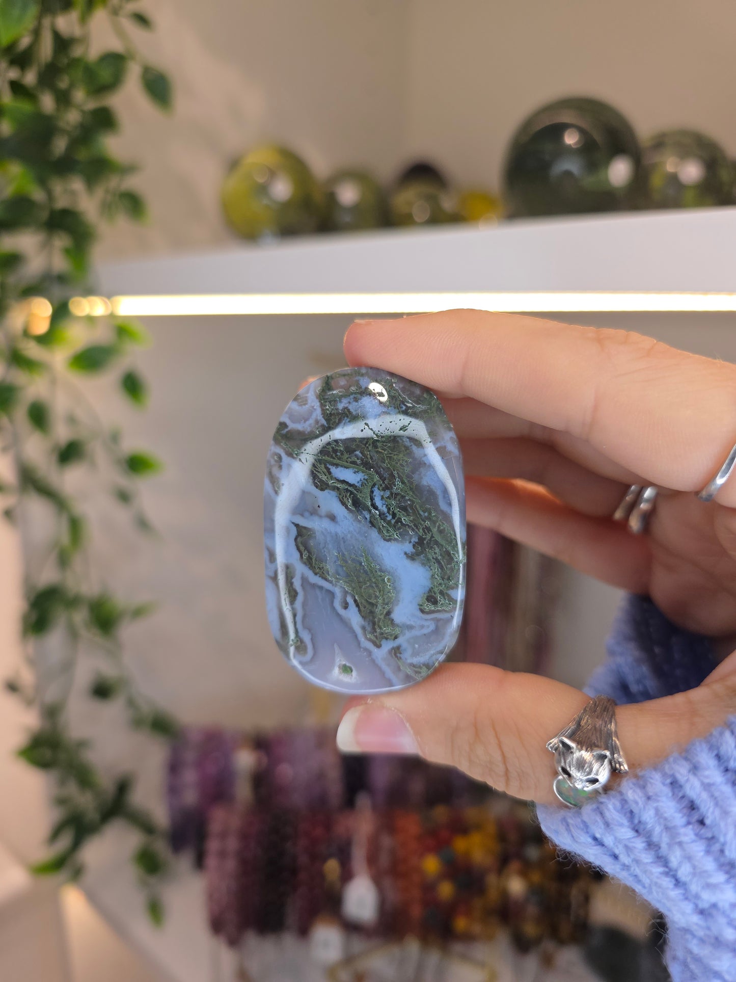 Moss Agate Palm Stones