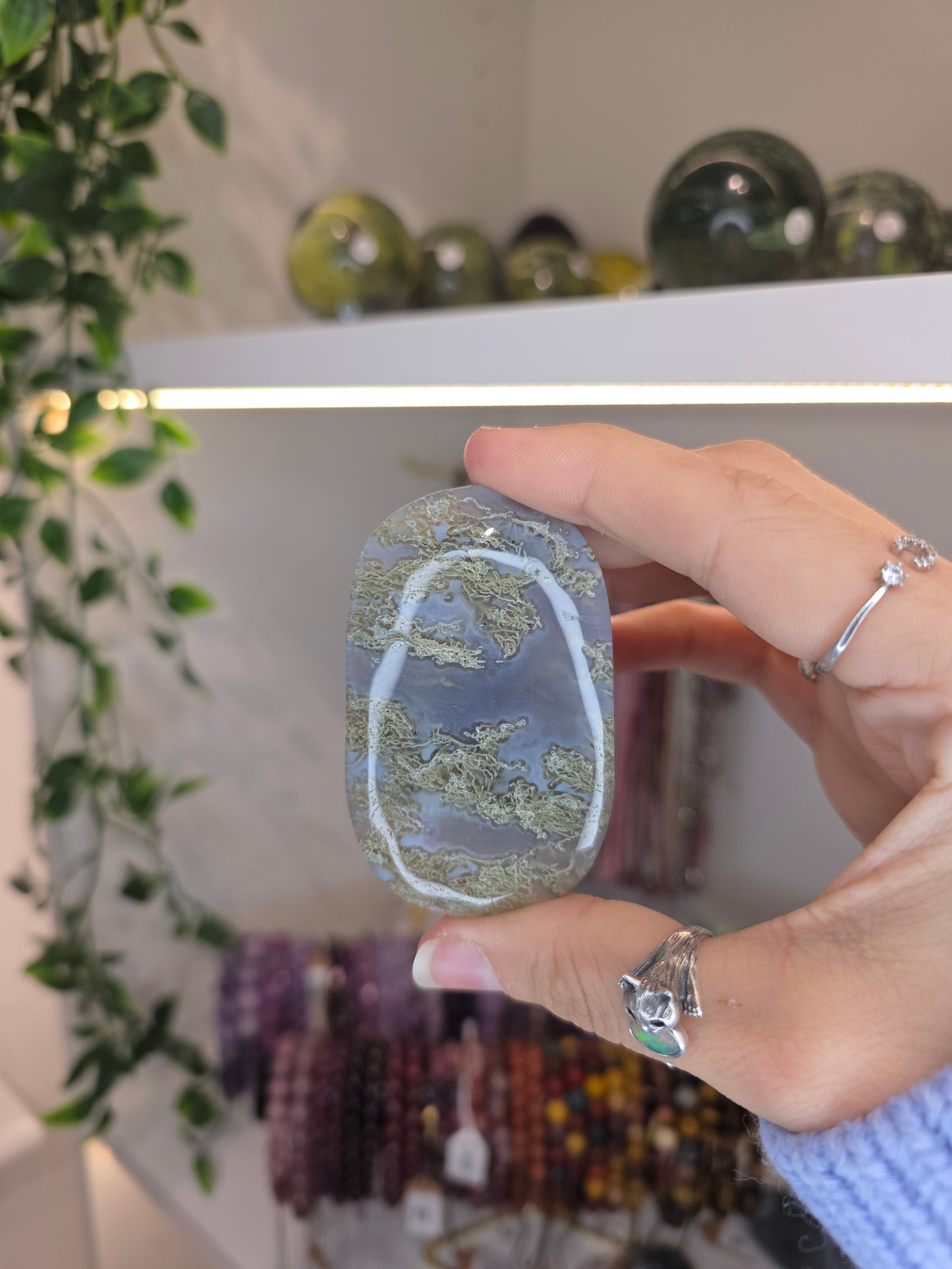Moss Agate Palm Stones