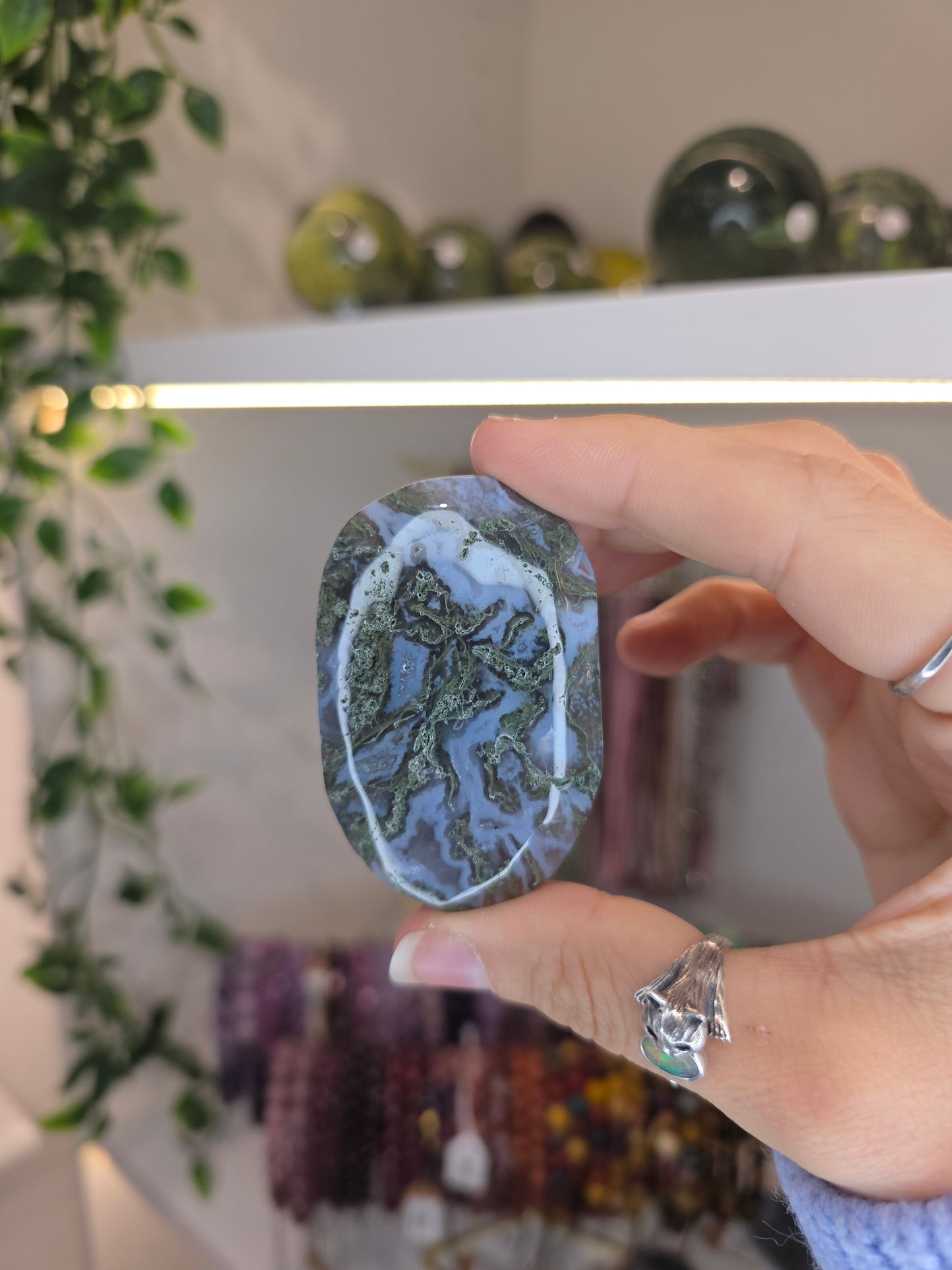 Moss Agate Palm Stones