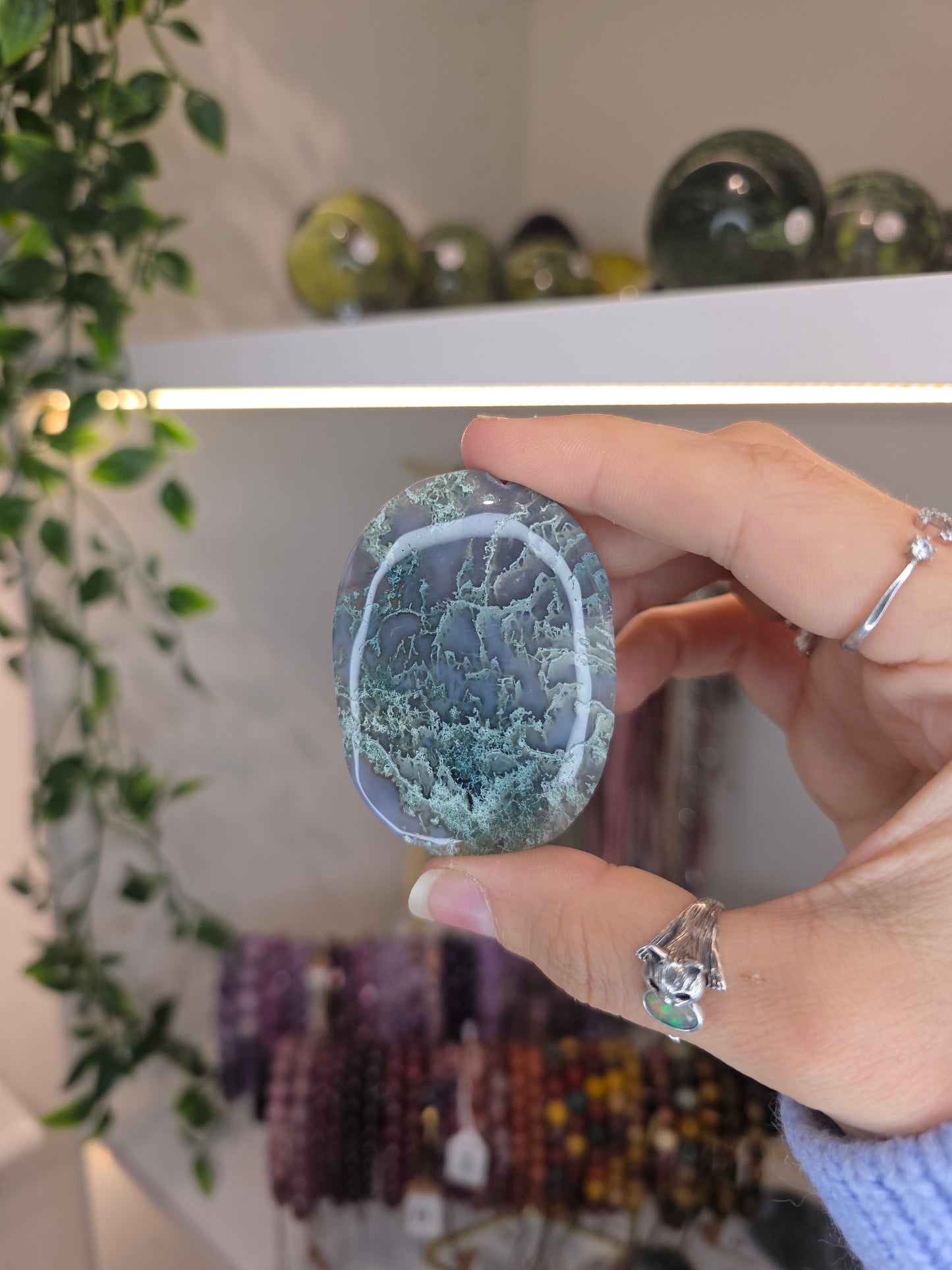 Moss Agate Palm Stones