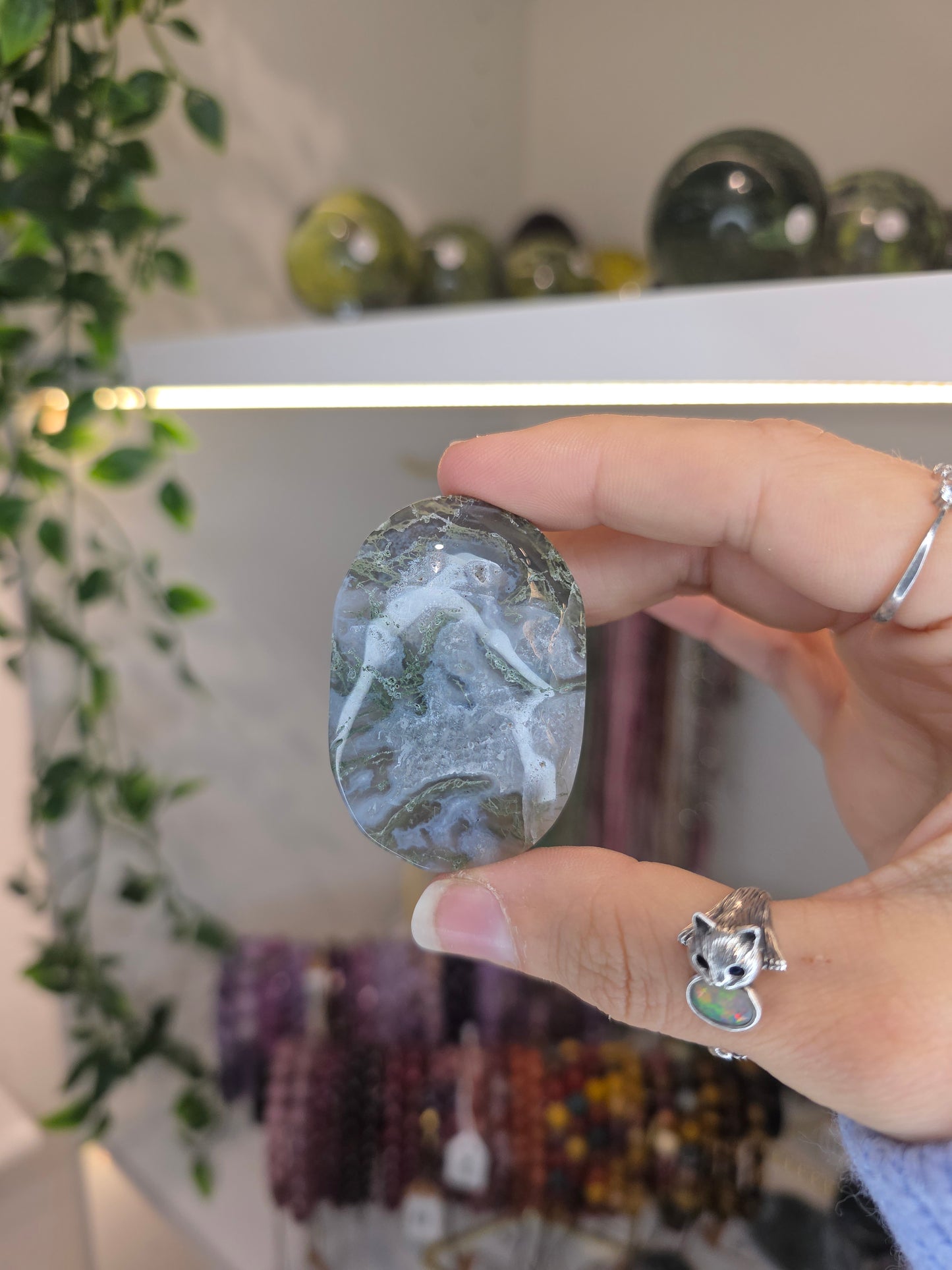 Moss Agate Palm Stones