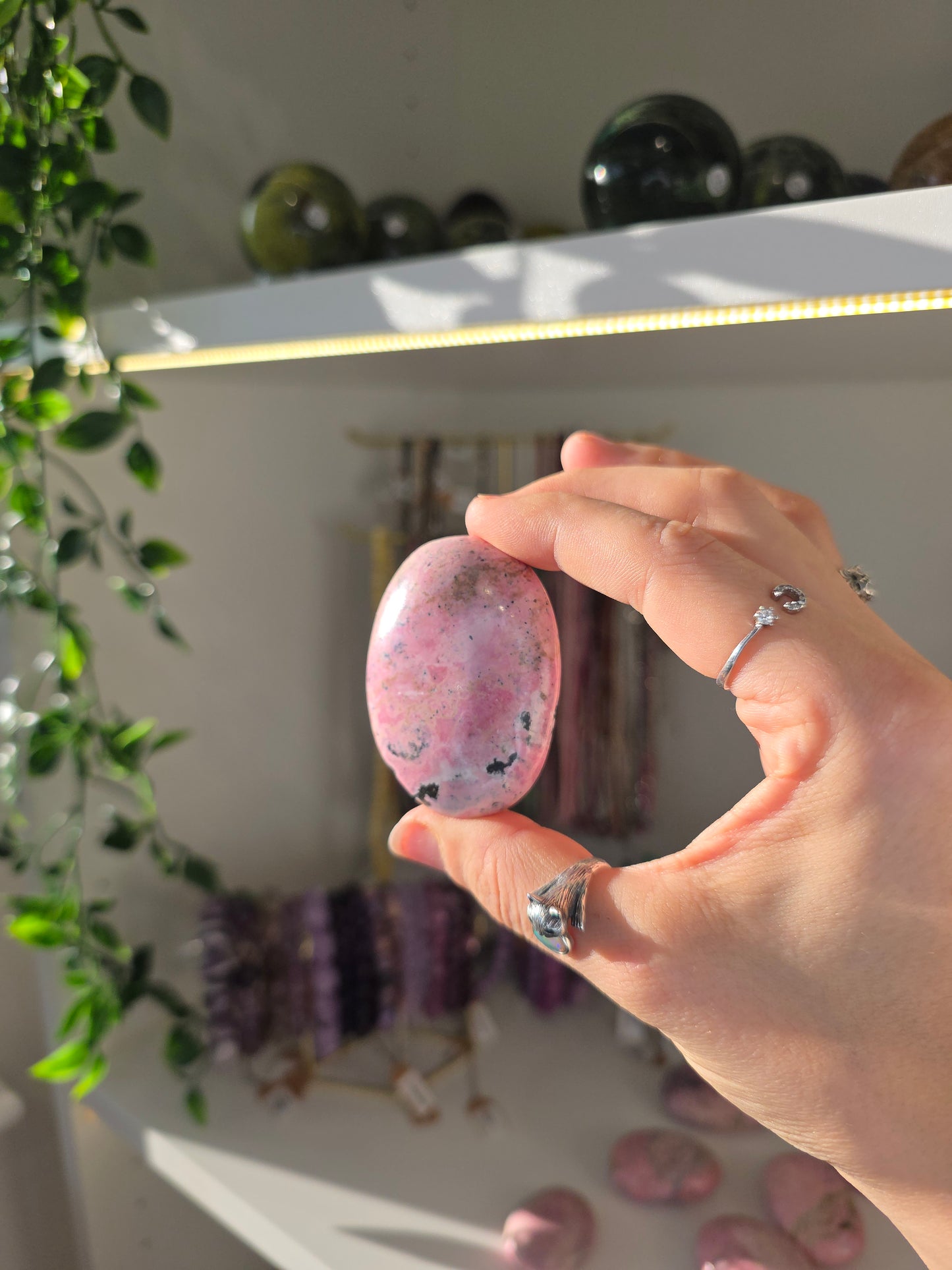 Peruvian Rhodonite Palms