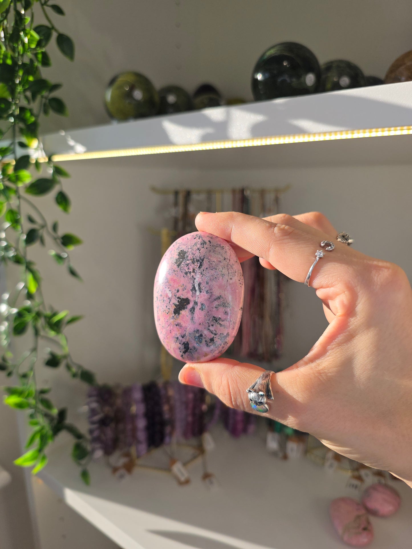 Peruvian Rhodonite Palms
