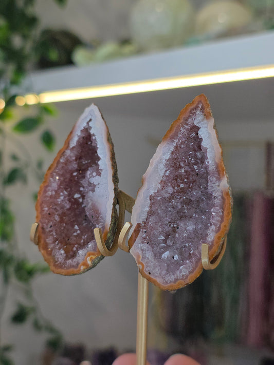 Zhanguo Agate Geodes on Butterfly Stand from Hebei, China A