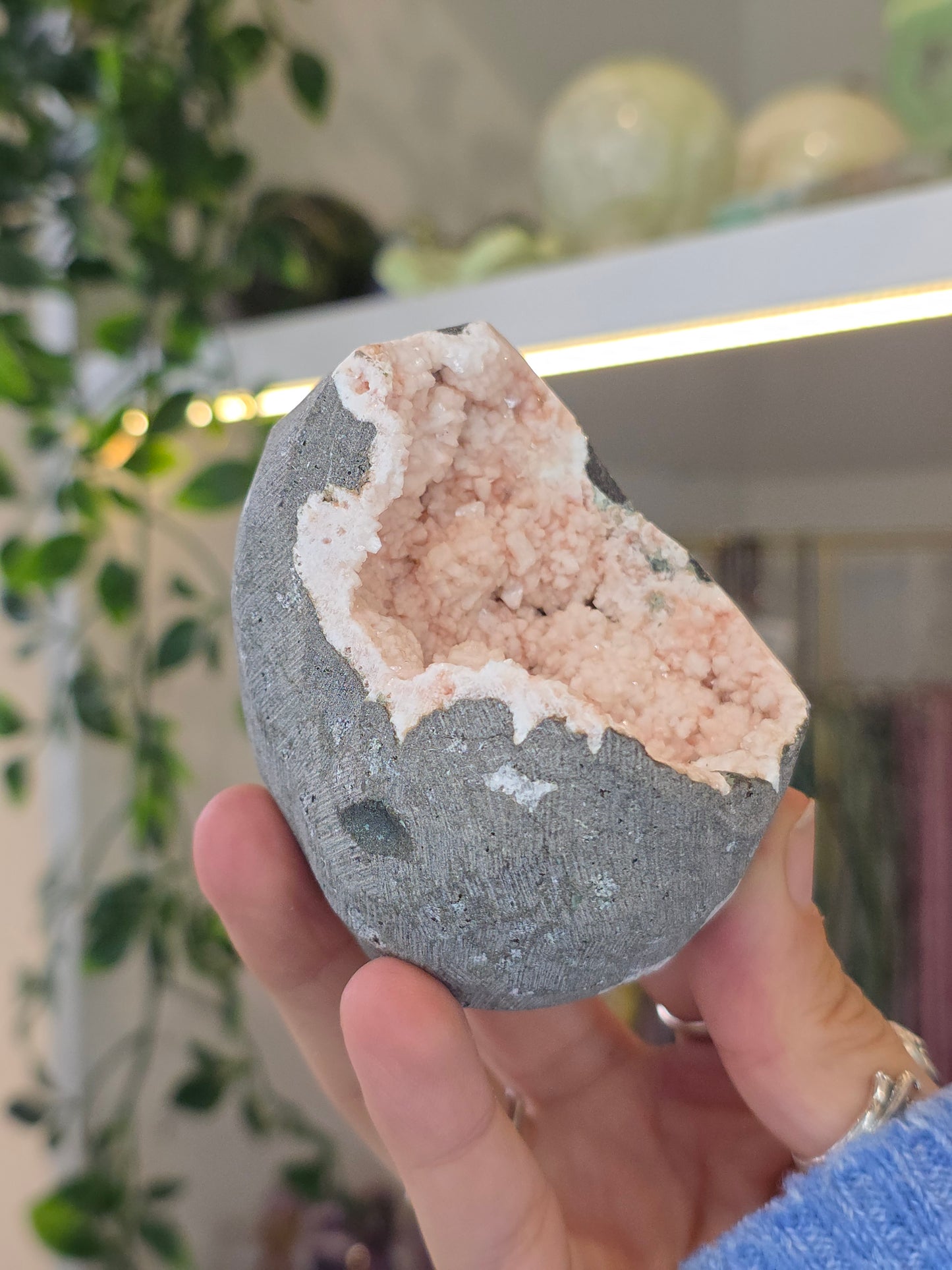 Pink Heulandite with Stilbite on Basalt Matrix from Mumbai, Maharashtra, India - J