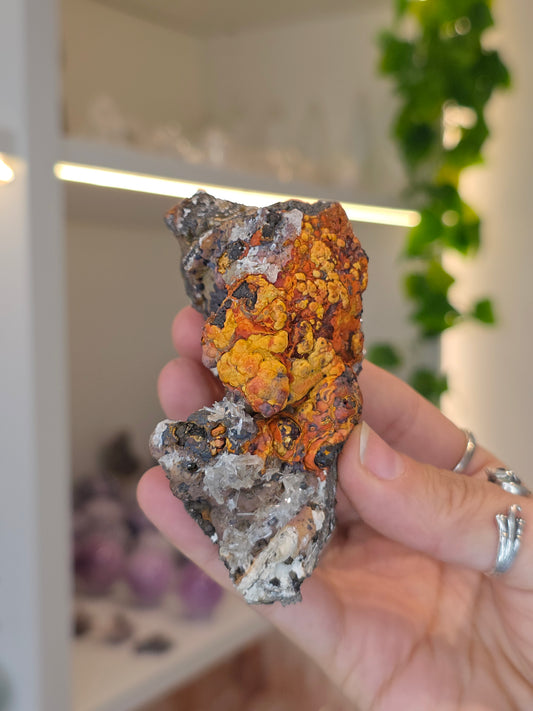 Hemimorphite, Smithsonite with Goethite Specimen Santa Eulalia, Chihuahua, Mexico - F
