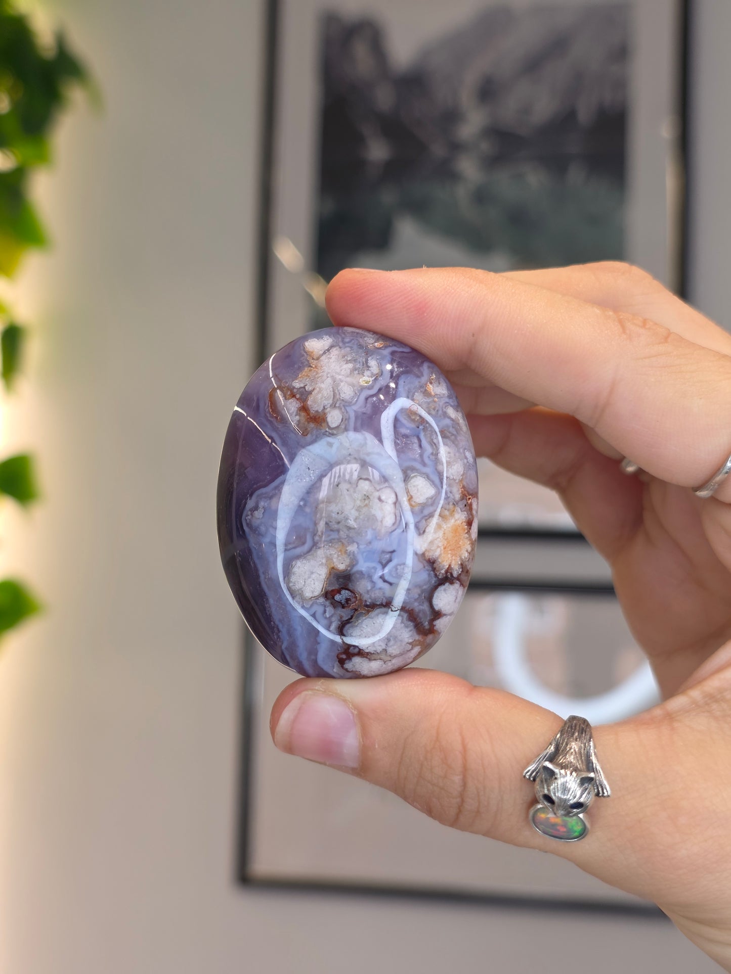 Blue Flower Agate Palm Stones