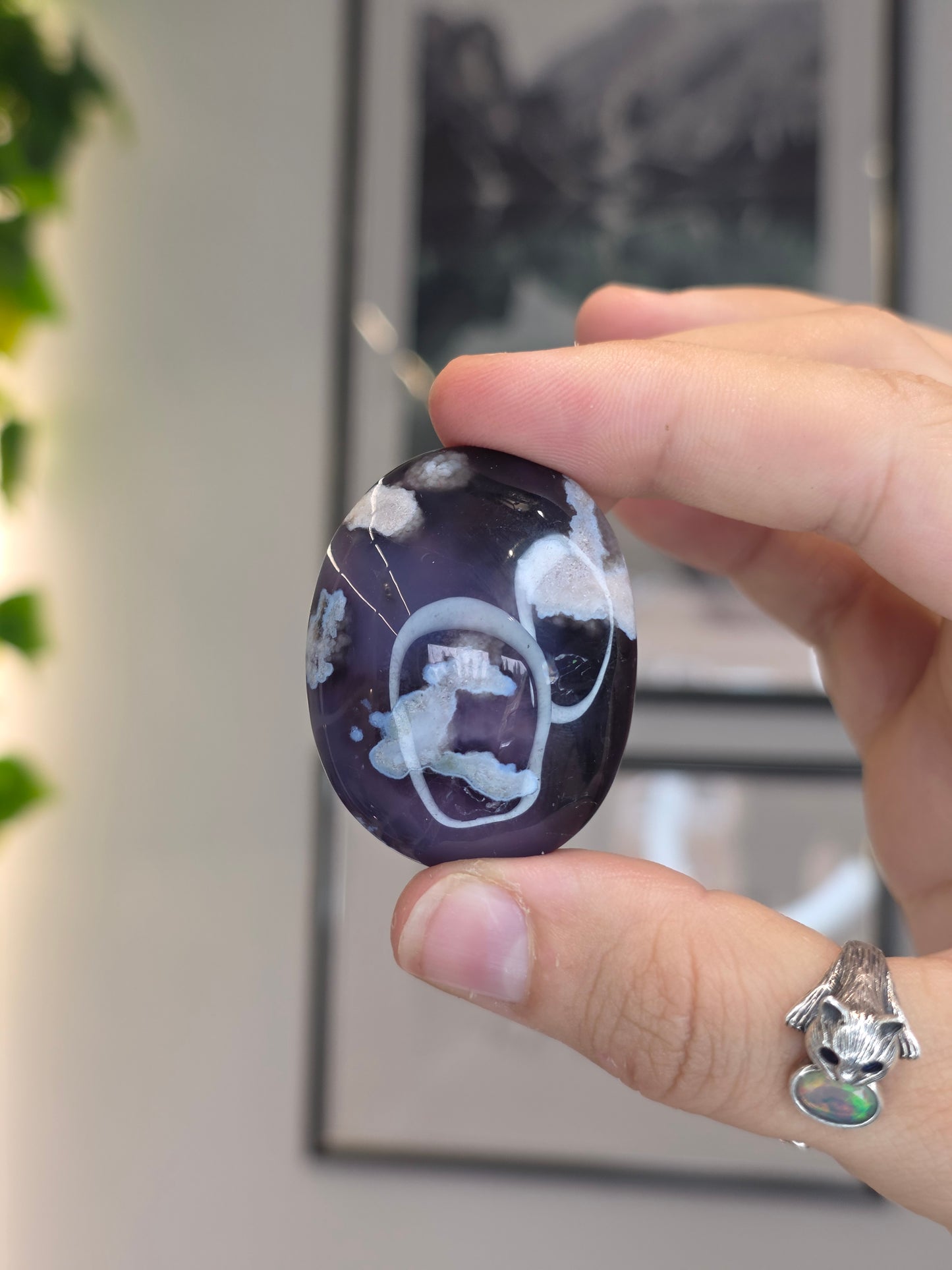 Blue Flower Agate Palm Stones