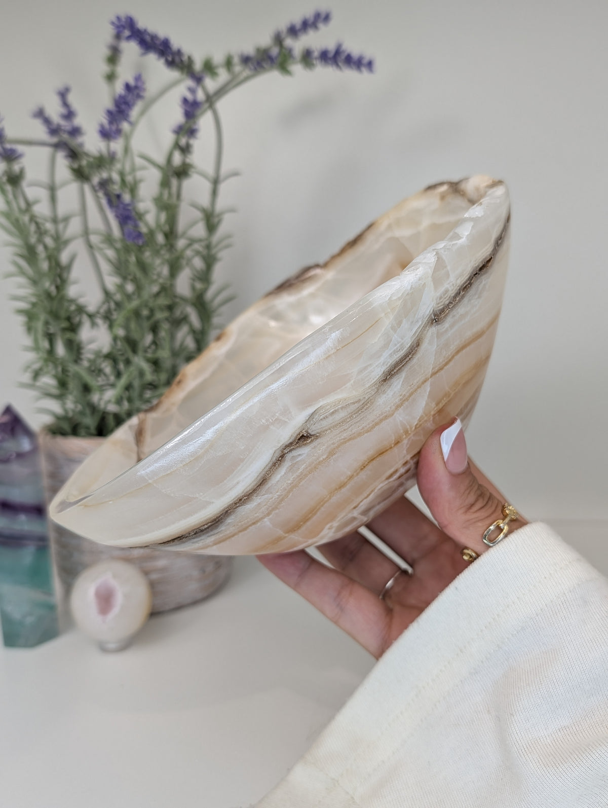 Hand Crafted Banded Honey Onyx Calcite Bowl from Mexico