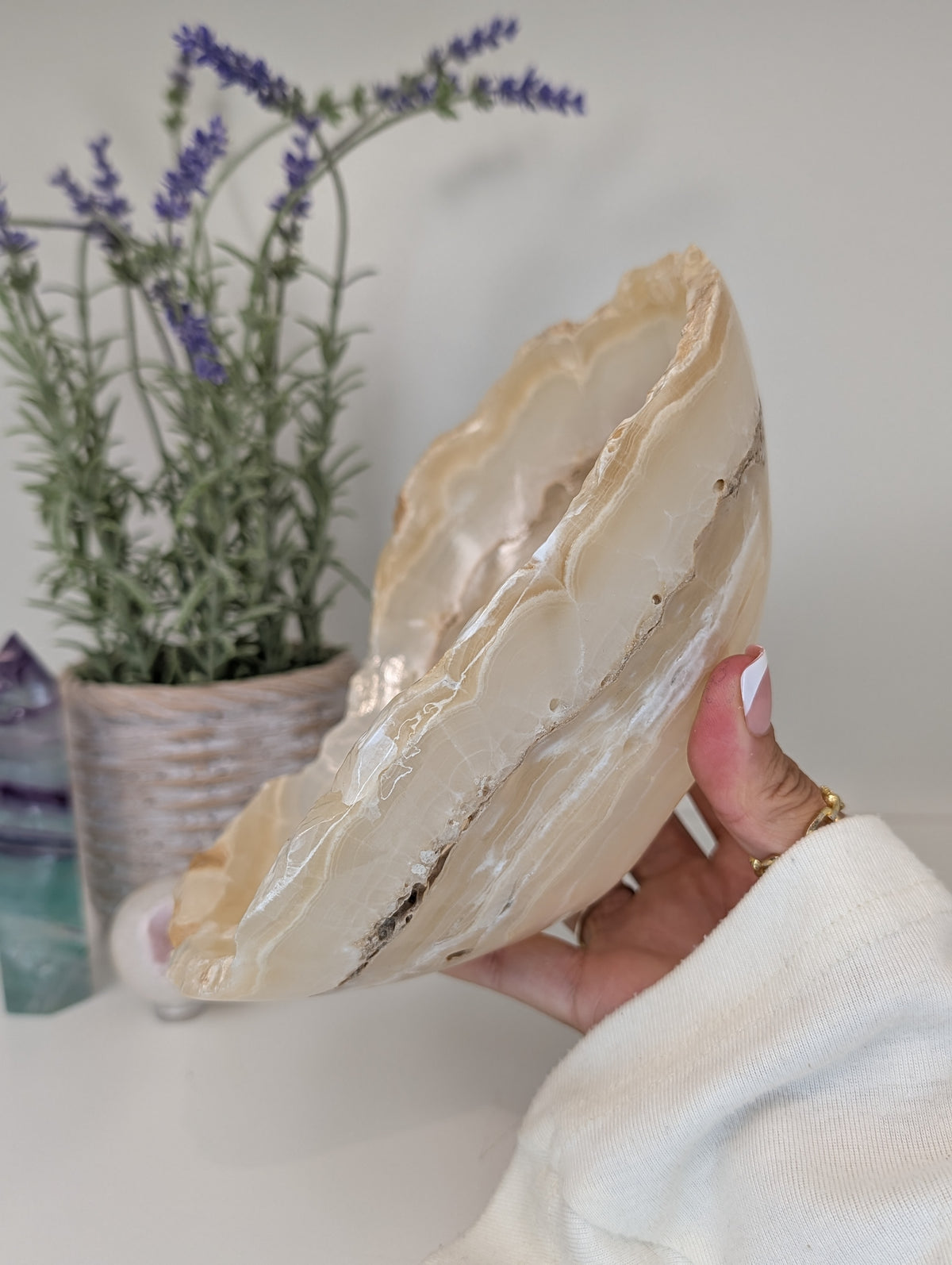 Hand Crafted Banded Honey Onyx Calcite Bowl from Mexico