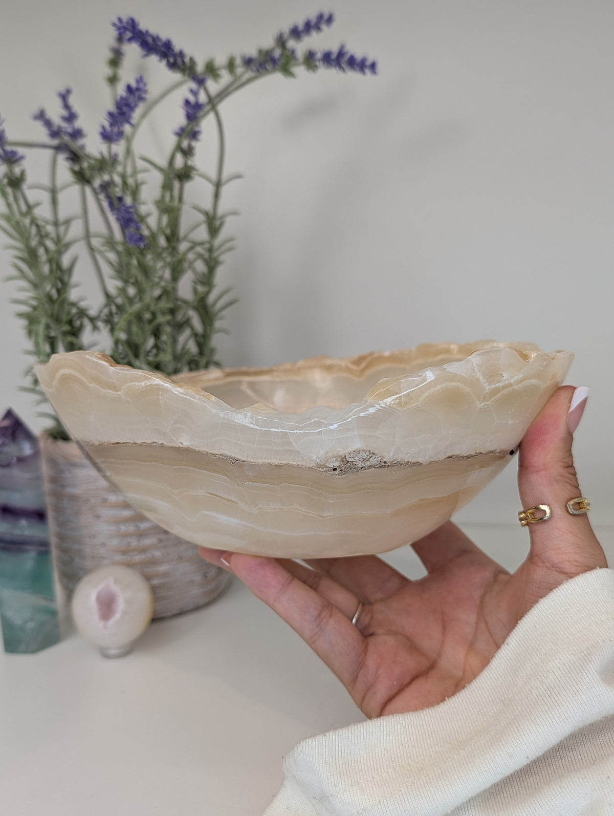 Hand Crafted Banded Honey Onyx Calcite Bowl from Mexico