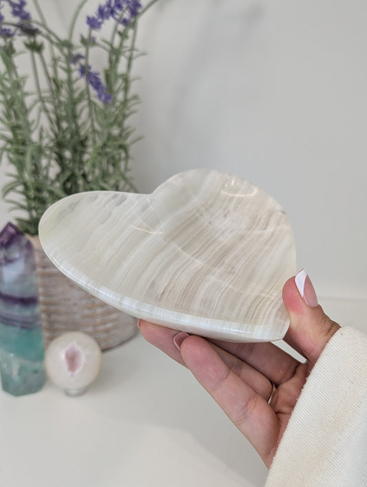 Mexican Banded White Onyx Calcite Heart Bowl