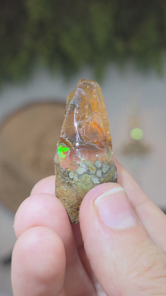Ethiopian Water Opal B - Rainbow Flash