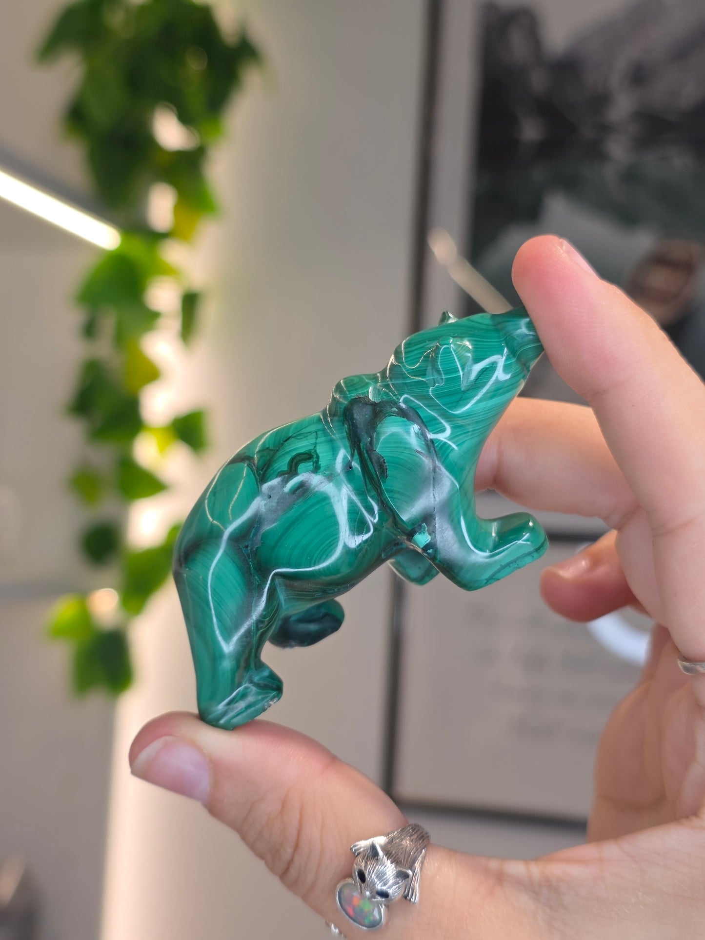 Malachite Bear Carving - K