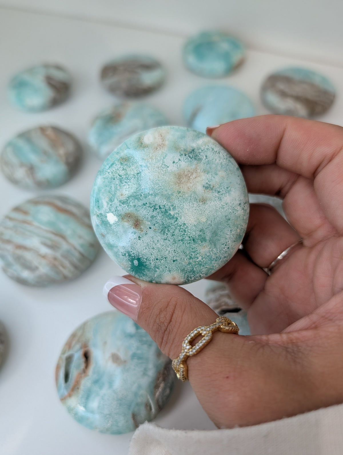 Pakistan Caribbean Calcite Round Palm Stones
