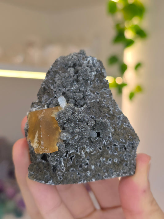 Honey Calcite on Black Chalcedony with Stilbite (U) from Madhya Pradesh India