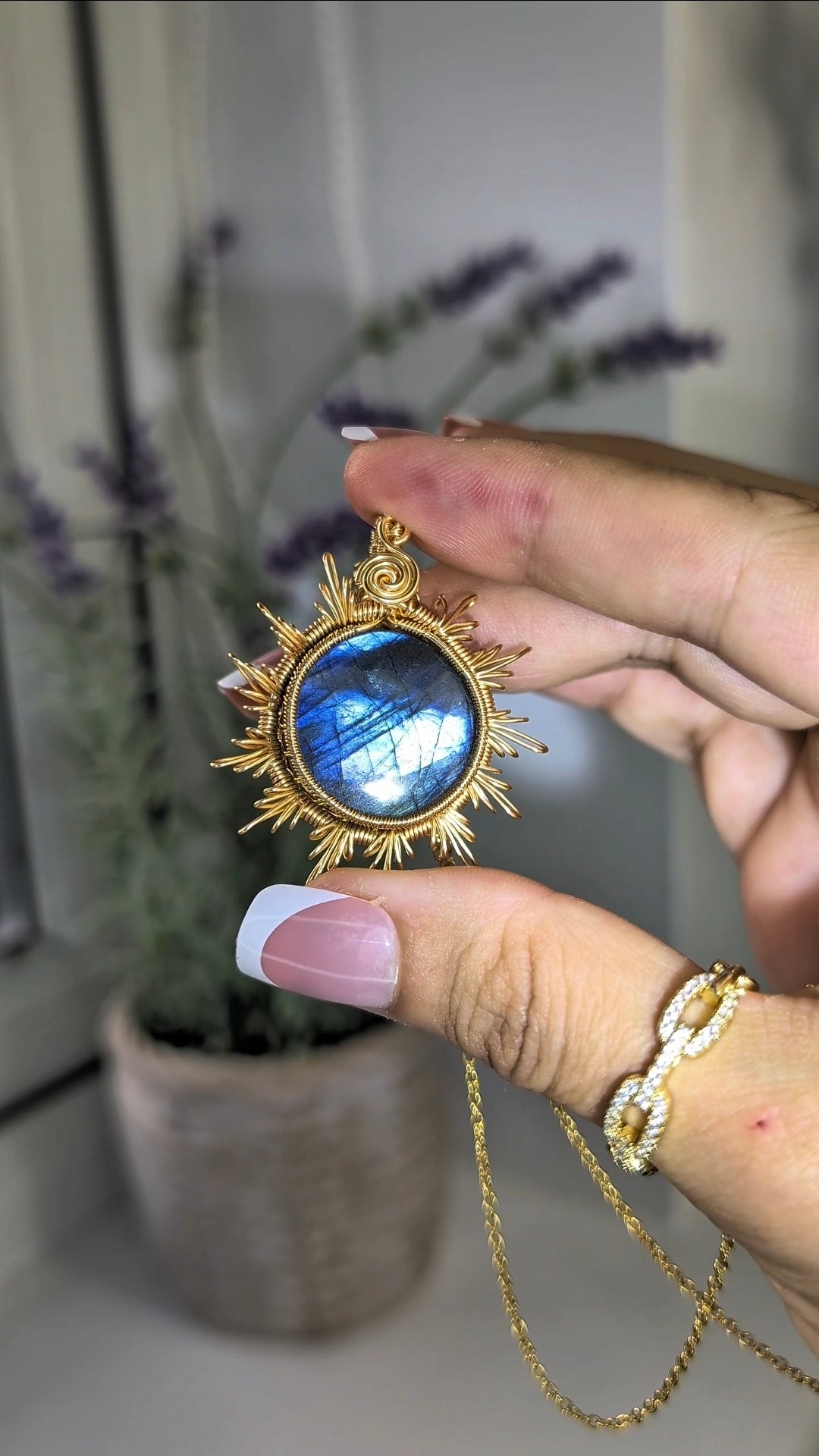 Hand Woven Gold Labradorite Sun Necklace with S925 Silver Chain -  Blue Flash